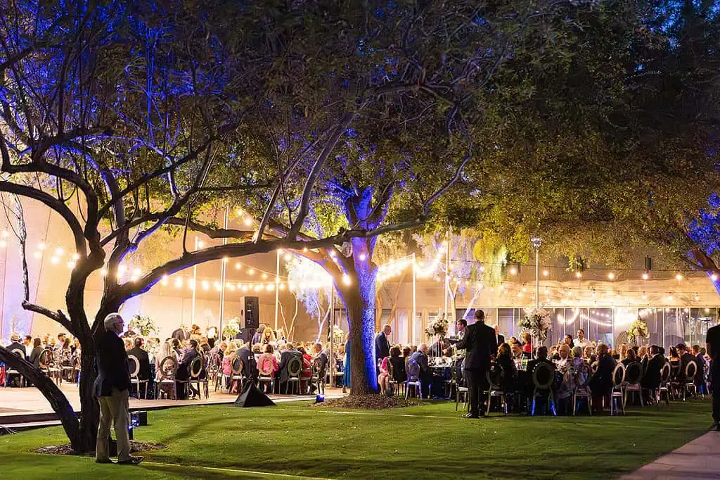 photo of Phoenix Art Museum