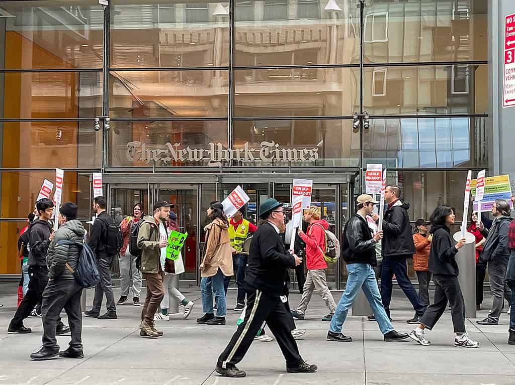 New York Times Tech Guild to return to work, negotiations will go on ...