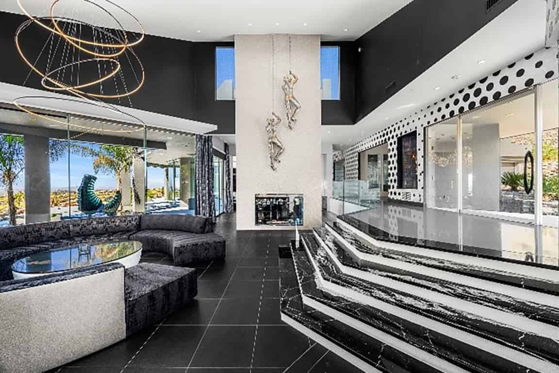 Chris Karas of Compass lists $12.75M Scottsdale estate of Pat Perez and